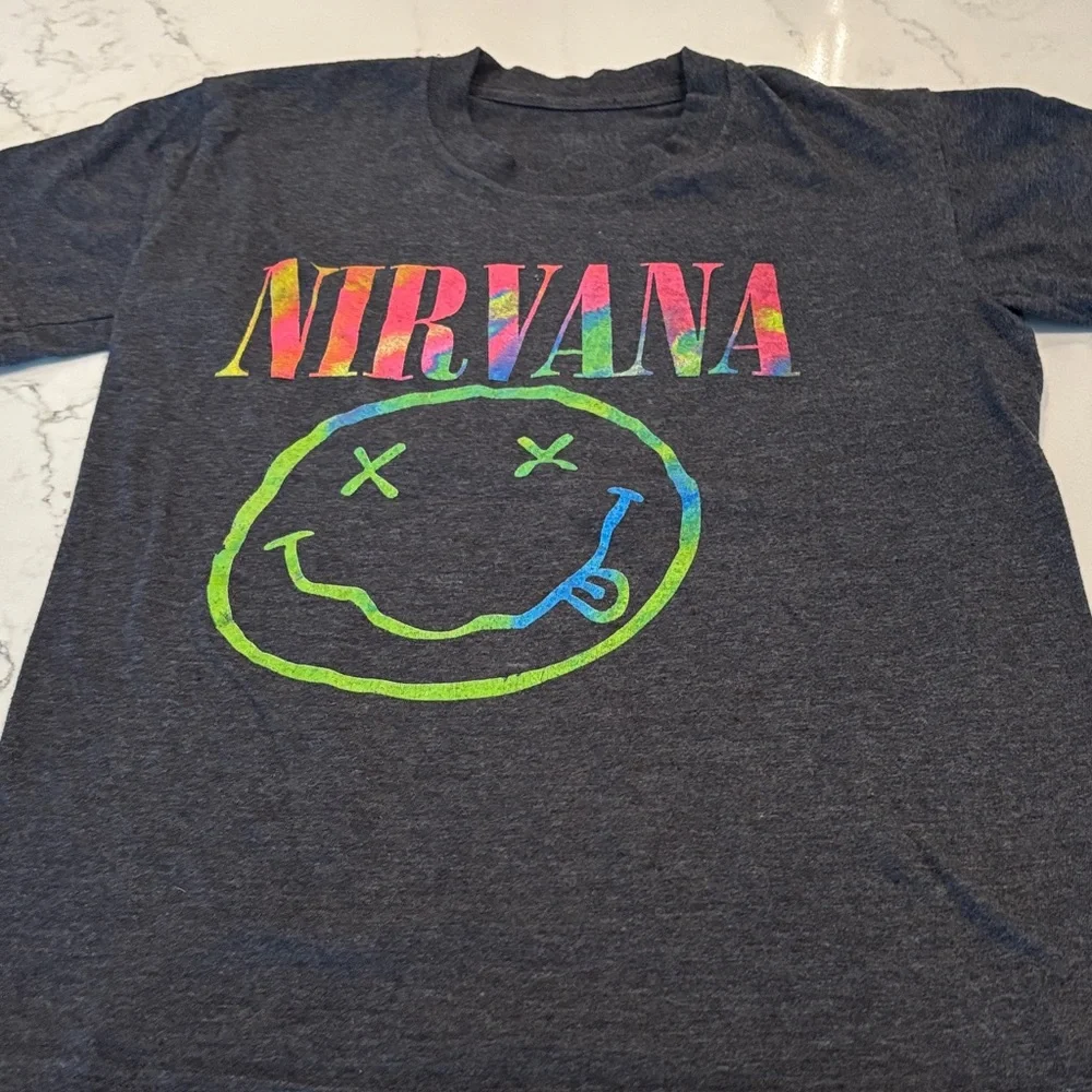 NIRVANA Colorful Graphic Tees in Gray